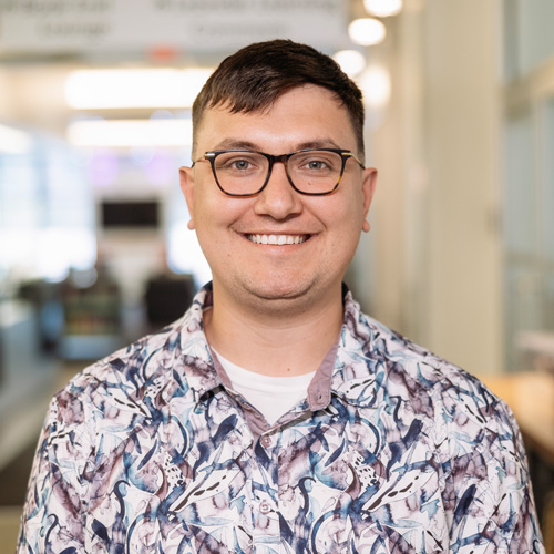 Zach Knepp headshot