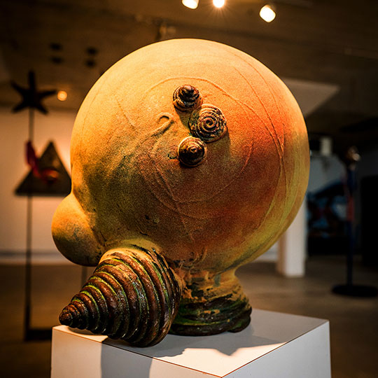 round metal sculpture