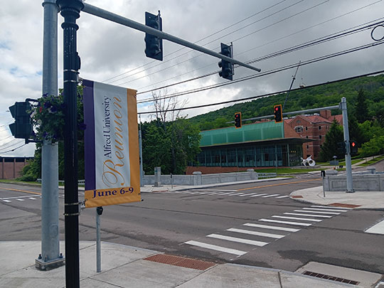 photo of intersection with traffic light