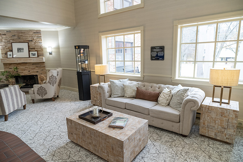 A photo of the lobby at the Saxon Inn