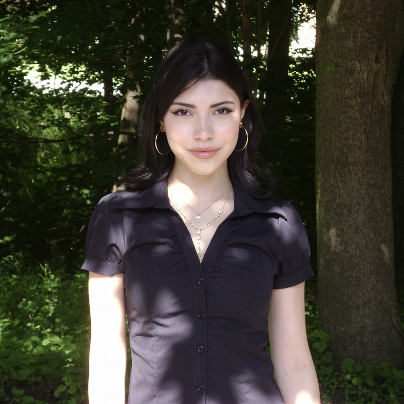 Hana Alaghband Image